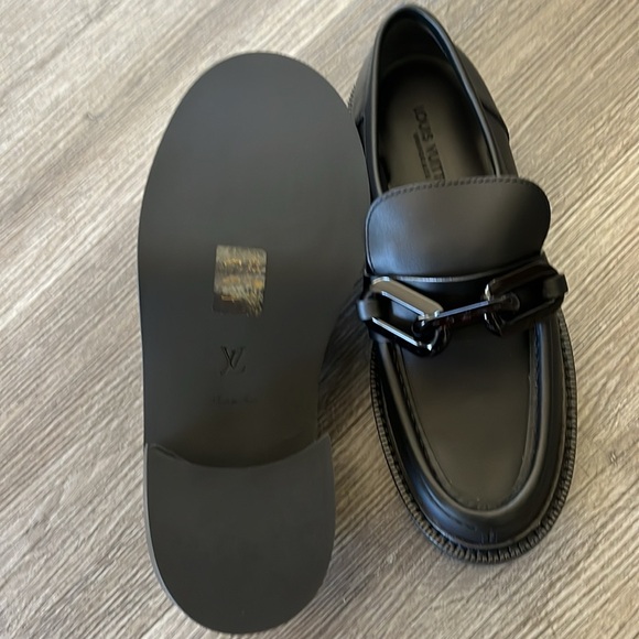 Louis Vuitton uniforms women’s shoes never worn made in Italy black 38 - Picture 5 of 7